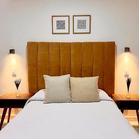 Suites Ciento 37 Leon Bagian luar foto