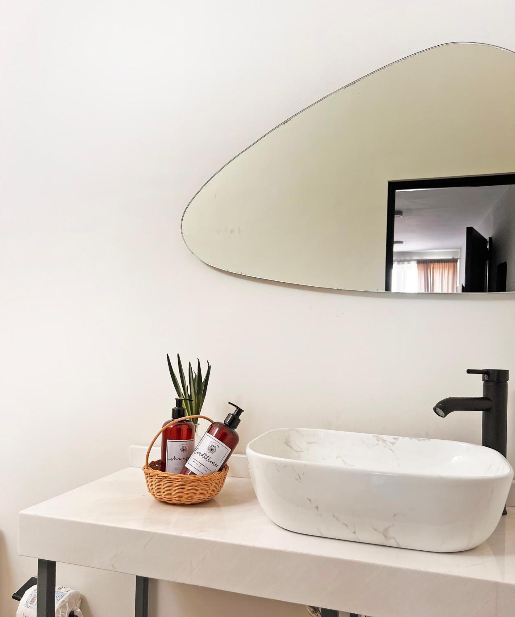 Suites Ciento 37 Leon Bagian luar foto