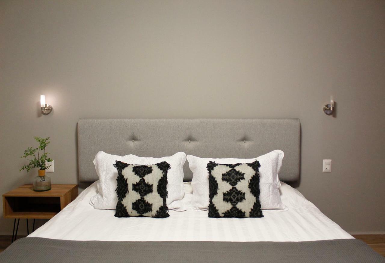 Suites Ciento 37 Leon Bagian luar foto