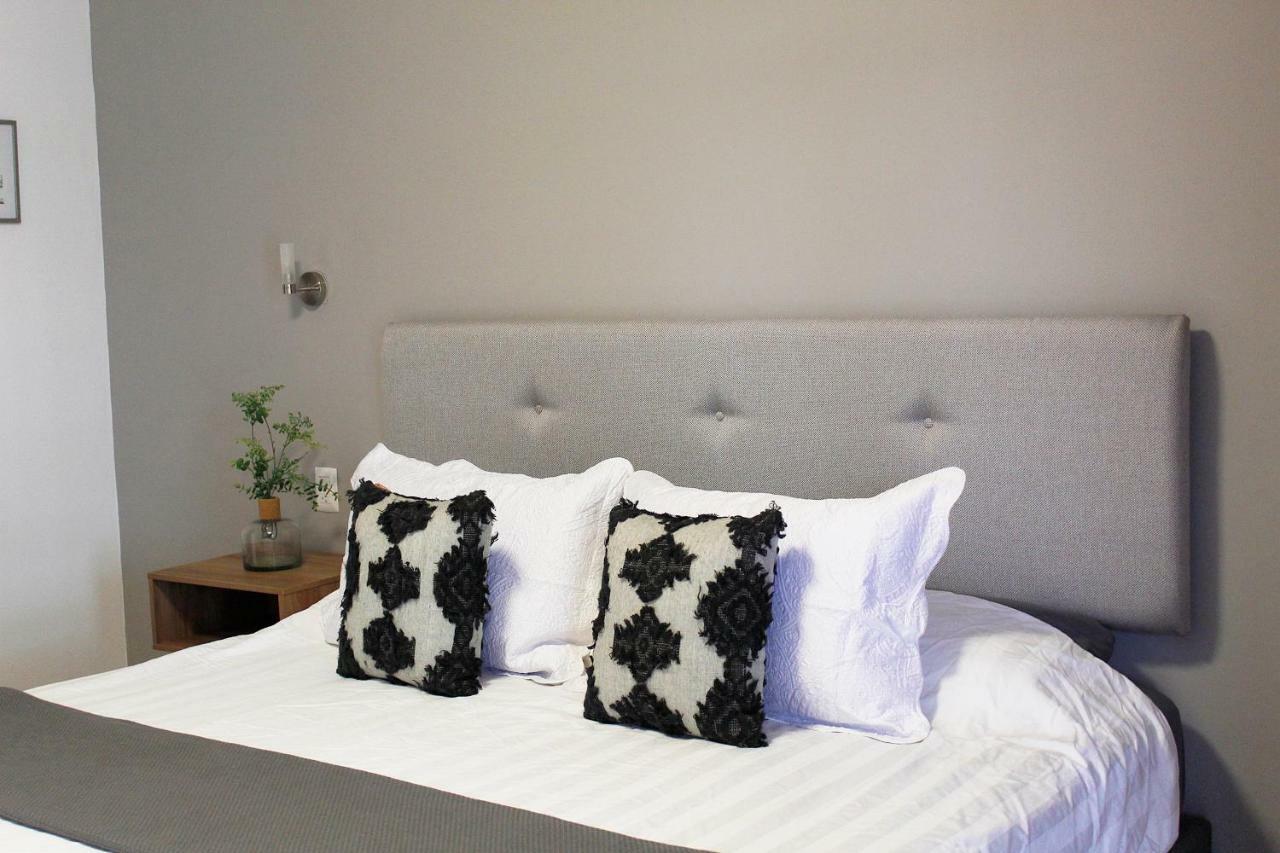 Suites Ciento 37 Leon Bagian luar foto