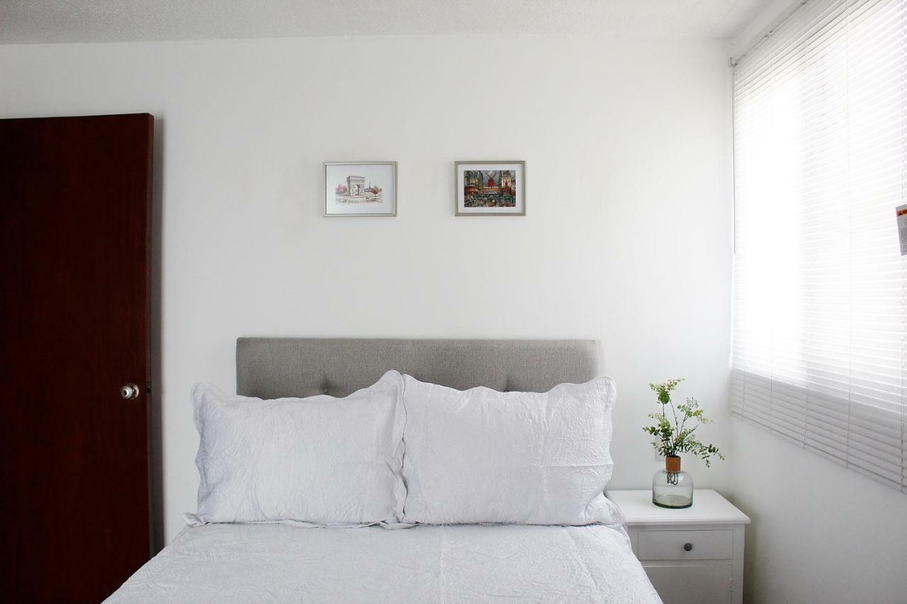 Suites Ciento 37 Leon Bagian luar foto