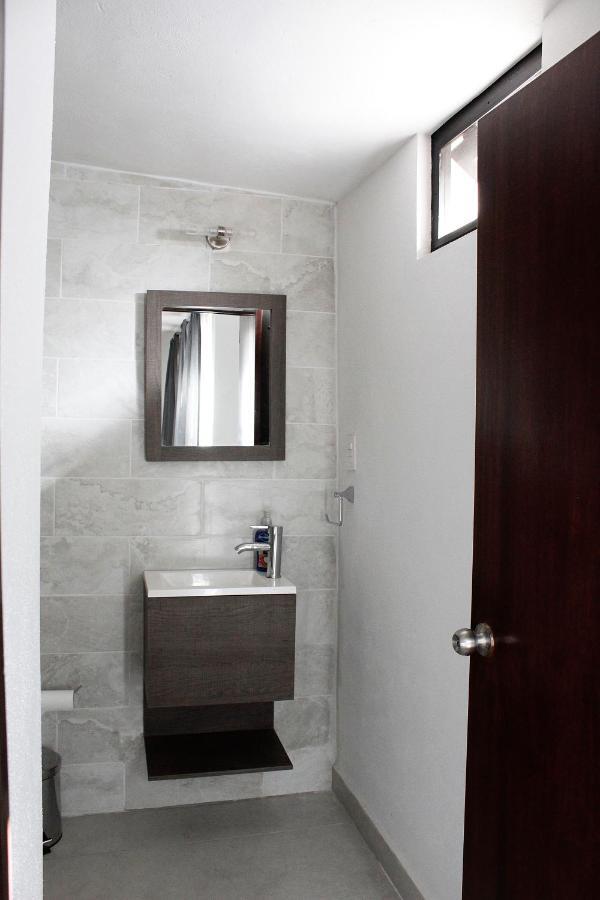 Suites Ciento 37 Leon Bagian luar foto