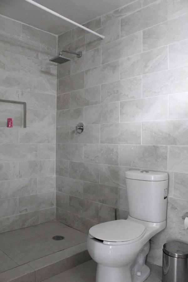 Suites Ciento 37 Leon Bagian luar foto