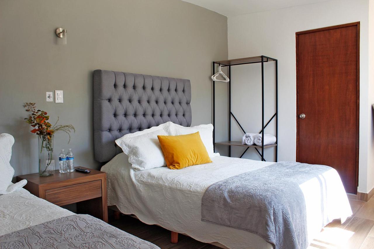 Suites Ciento 37 Leon Bagian luar foto