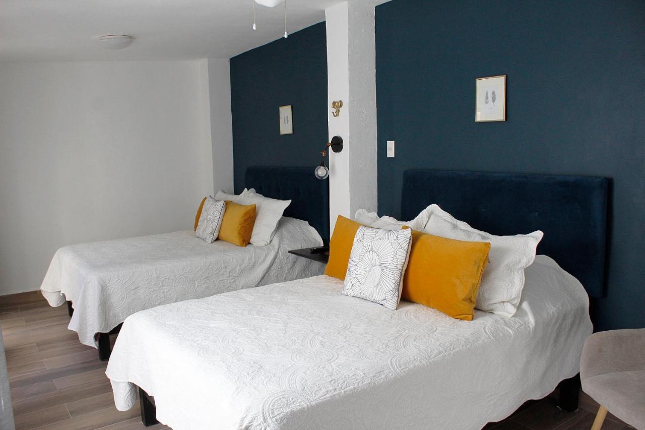 Suites Ciento 37 Leon Bagian luar foto